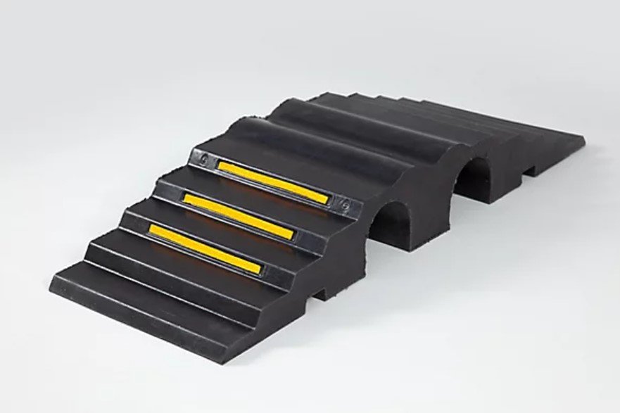 Portable Cable Ramp Protectors for Easy Installation and Transport Cable ramp protectors